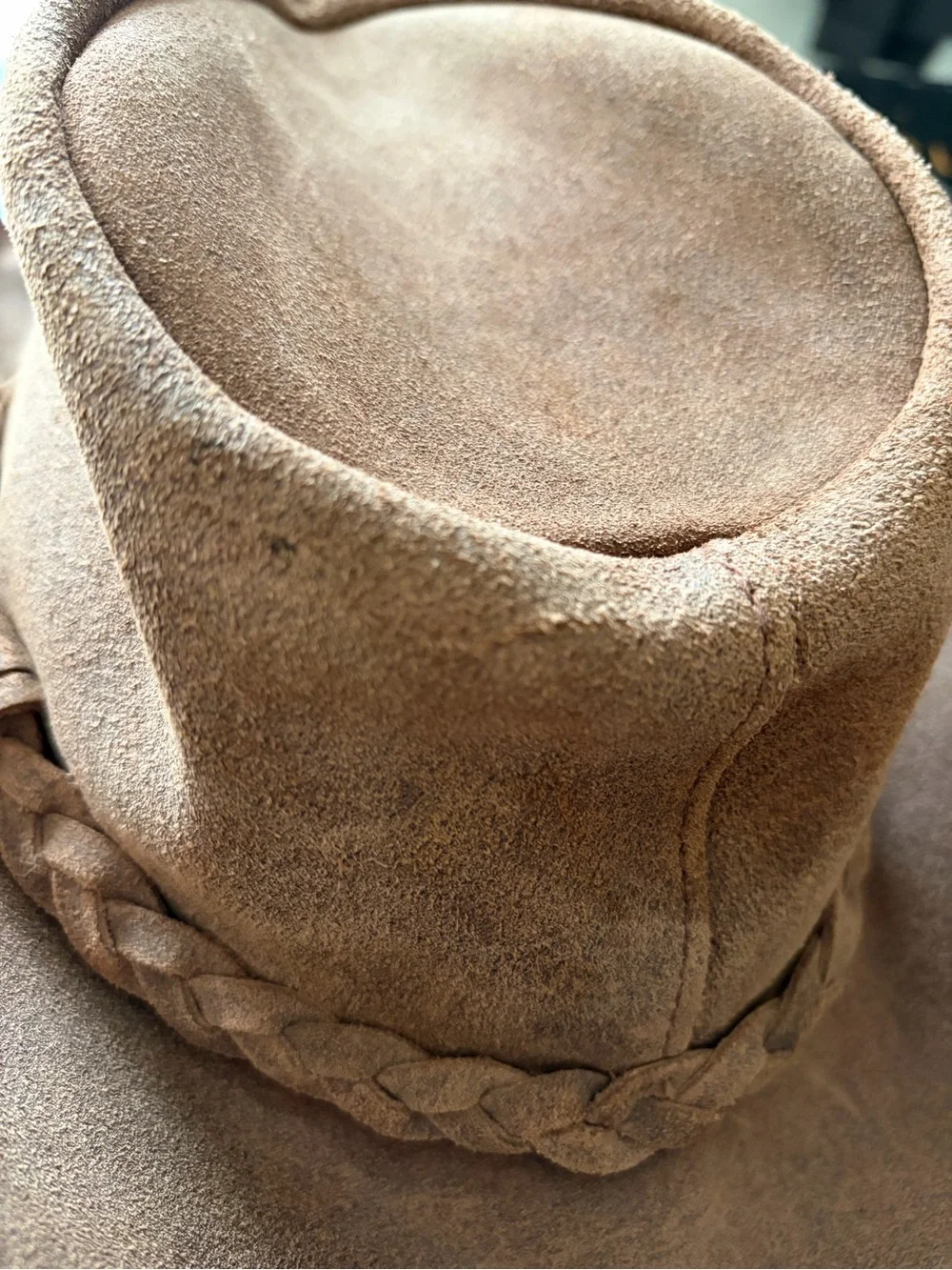 Minnetonka Outback Suede Leather Hat in Brown